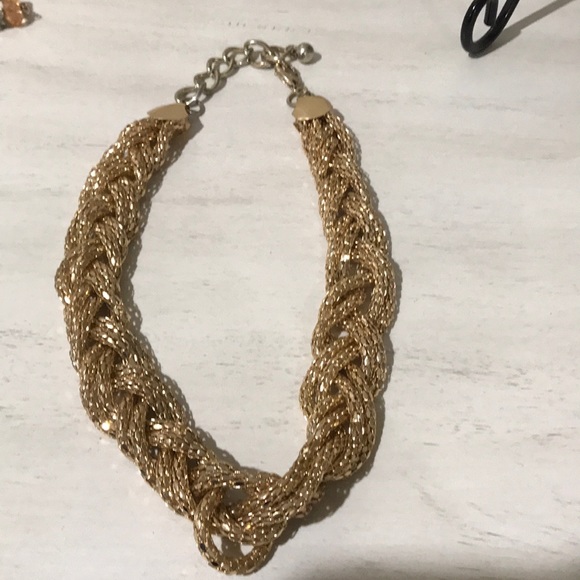 Gold necklace - Picture 2 of 3